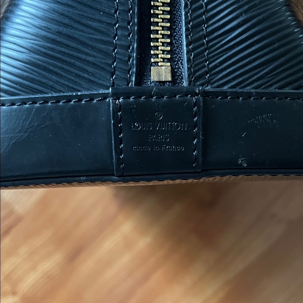LV | Black | Handbag - Picture 2 of 5